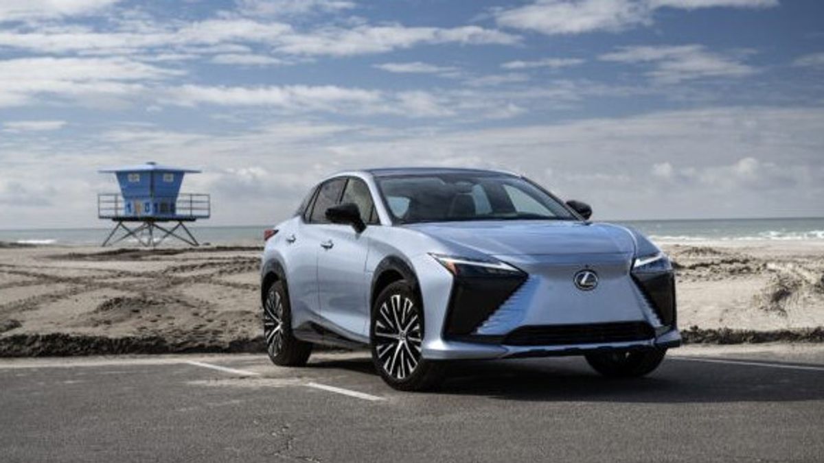 Après le Japon, le Lexus RZ 300e Entry-Levels déménagement aux États-Unis