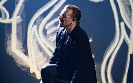 Pergerakan Politik Bono d Mata Sahabatnya The Edge