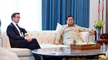 يشدد برابوو على الاستقلال التكنولوجي، ويطلب من صناعة الطيران أن ترفع مستوى