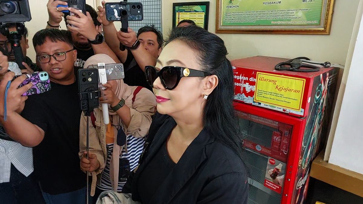 Sue Celebrity Galiech Ridha After 17 Years Of Marriage, Asri Welas Says Sorry