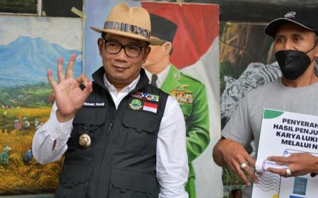 Hanya Laku Rp500 Ribu di Jalan Braga, di Tangan Ridwan Kamil Lukisan Kaligrafi Milik Solihin Melesat Rp4,2 Juta, Kok Bisa?