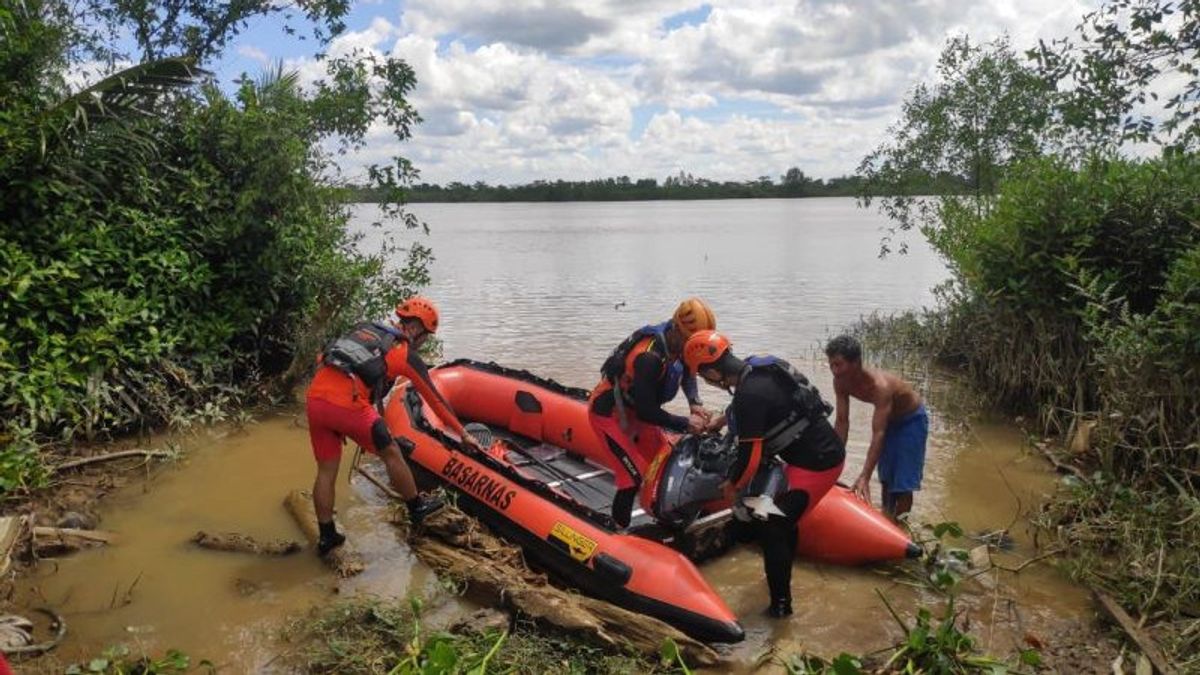 1 Orang Hilang Usai Kapal Muatan Pinang Tenggelam di Sungai Batanghari Jambi, Basarnas Turun Tangan 