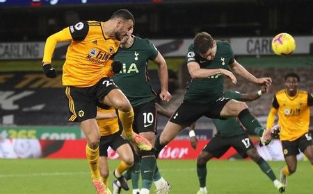 Gol Telat Wolverhampton Buyarkan Kemenangan Tottenham