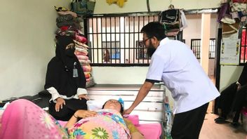 Knocking on the Door of the Cell with Empathy: When Health Services Come Closer to Women in Jambi Women's Prison