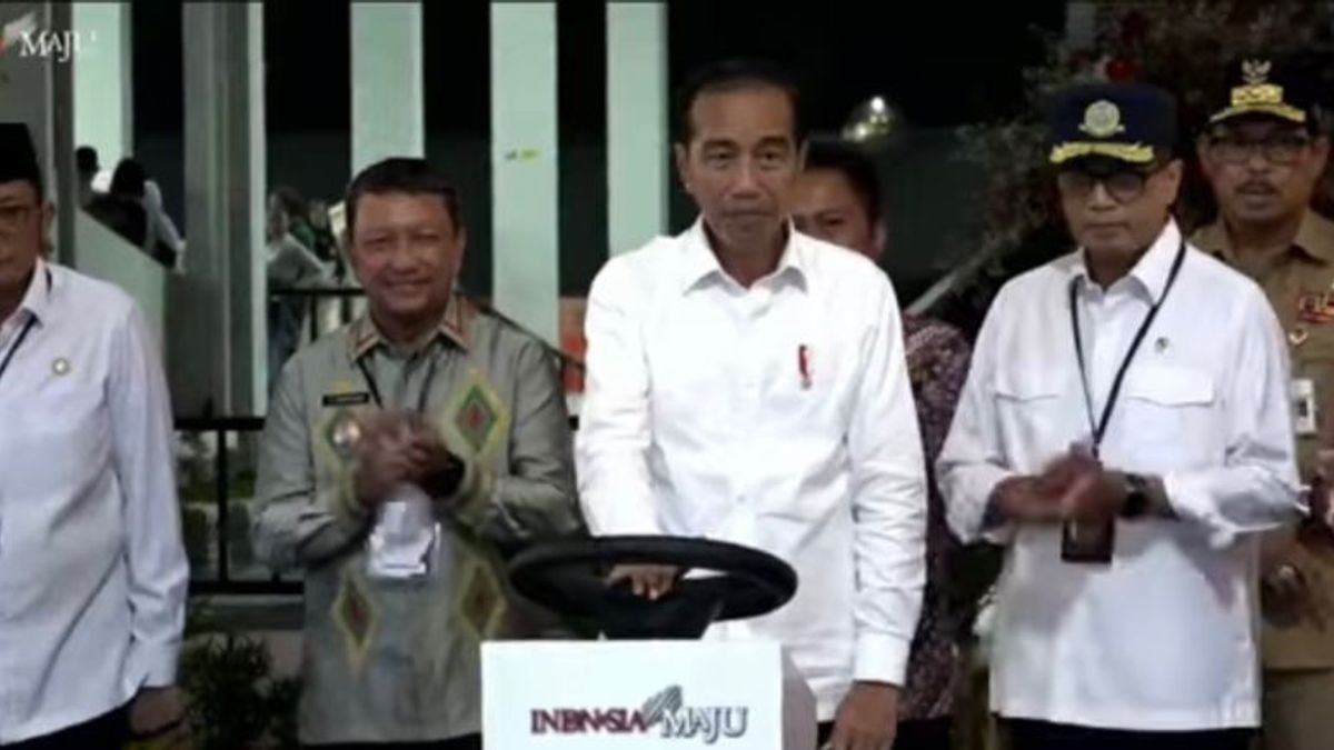 Jokowi Resmikan 3 Terminal Bus di Salatiga, Aceh dan Sumbar Jelang Natal dan Tahun Baru