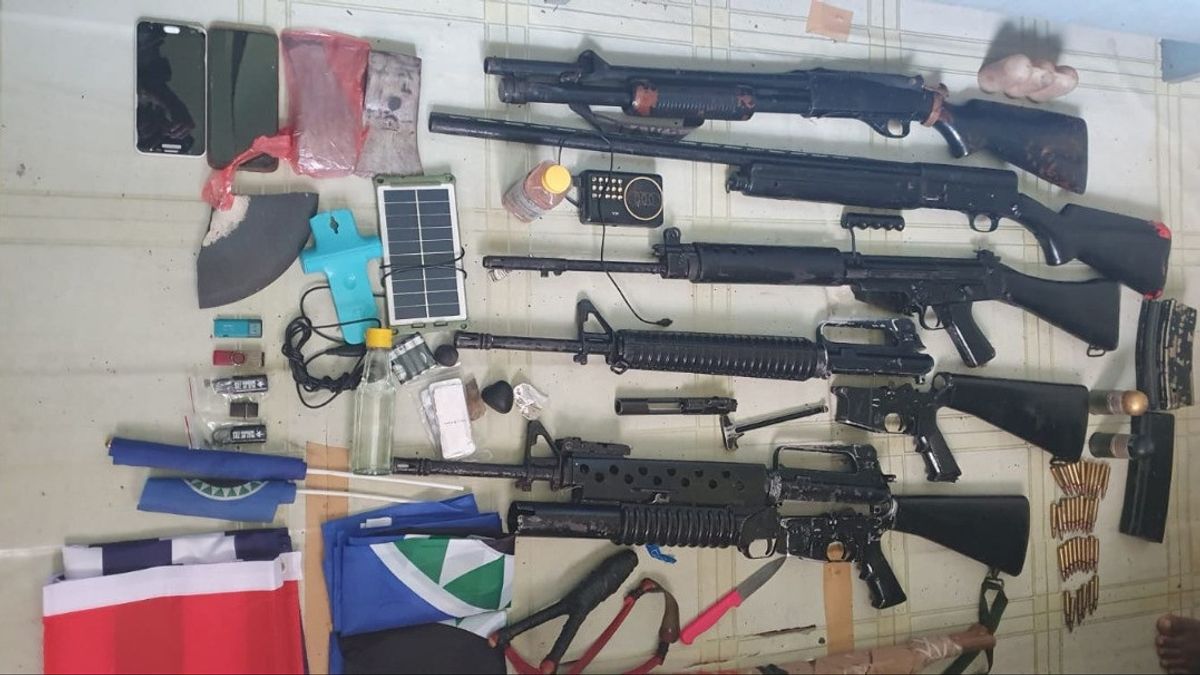 Two Members Of The Ngalum Kupel Group Successfully Arrested In Oksibil, Two M16 Weapons Seized