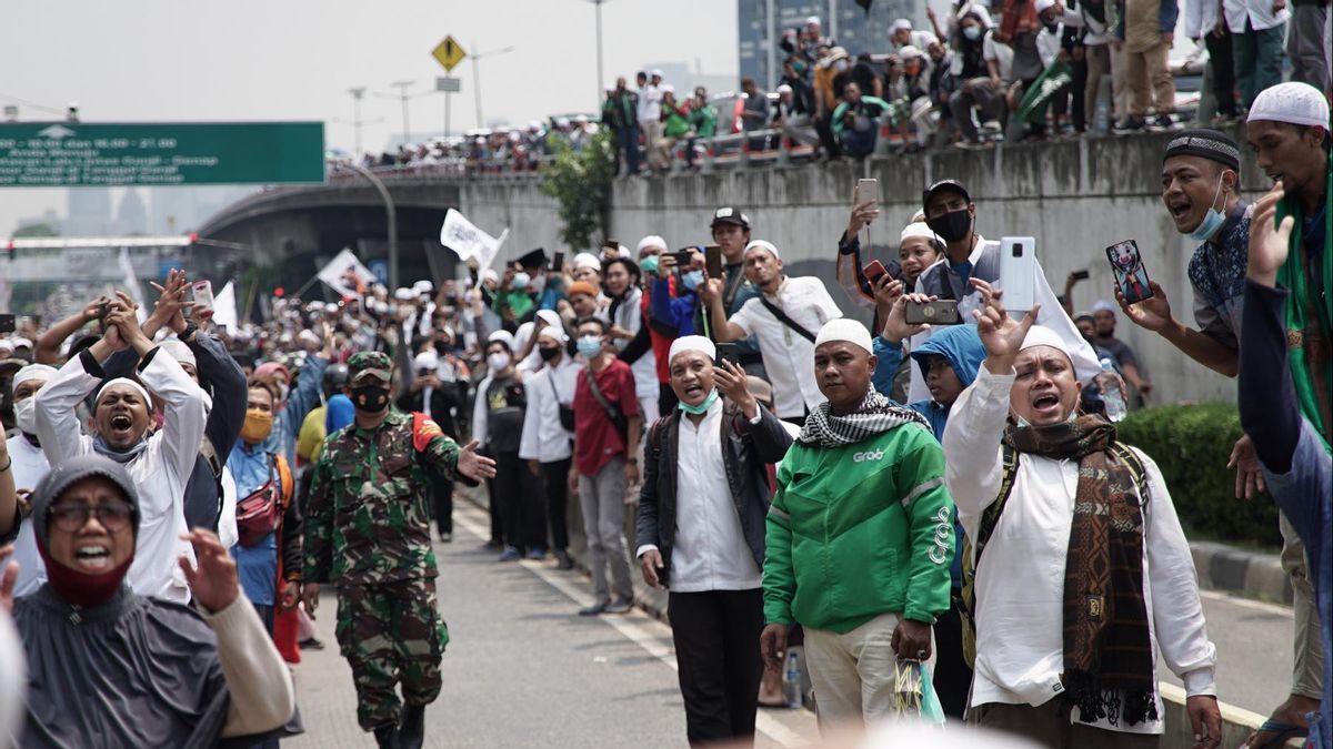 Doni Monardo Orders Rizieq Crowd Tracing From Petamburan Village Head