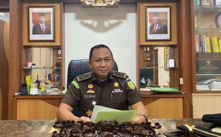 Kejati DKI Jakarta Sita Satu Kontainer Minyak Goreng di Tanjung Priok yang akan Diekspor