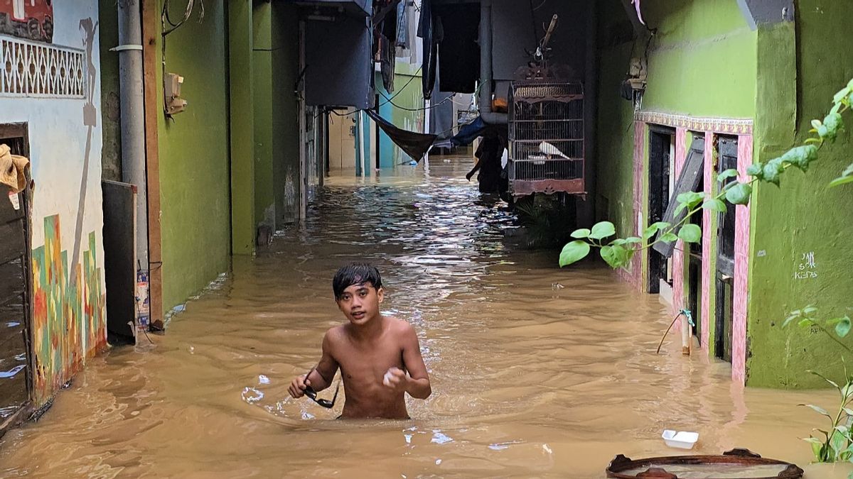 Empat Kelurahan di Jakarta Timur Kebanjiran Lagi Akibat Kali Ciliwung Meluap
