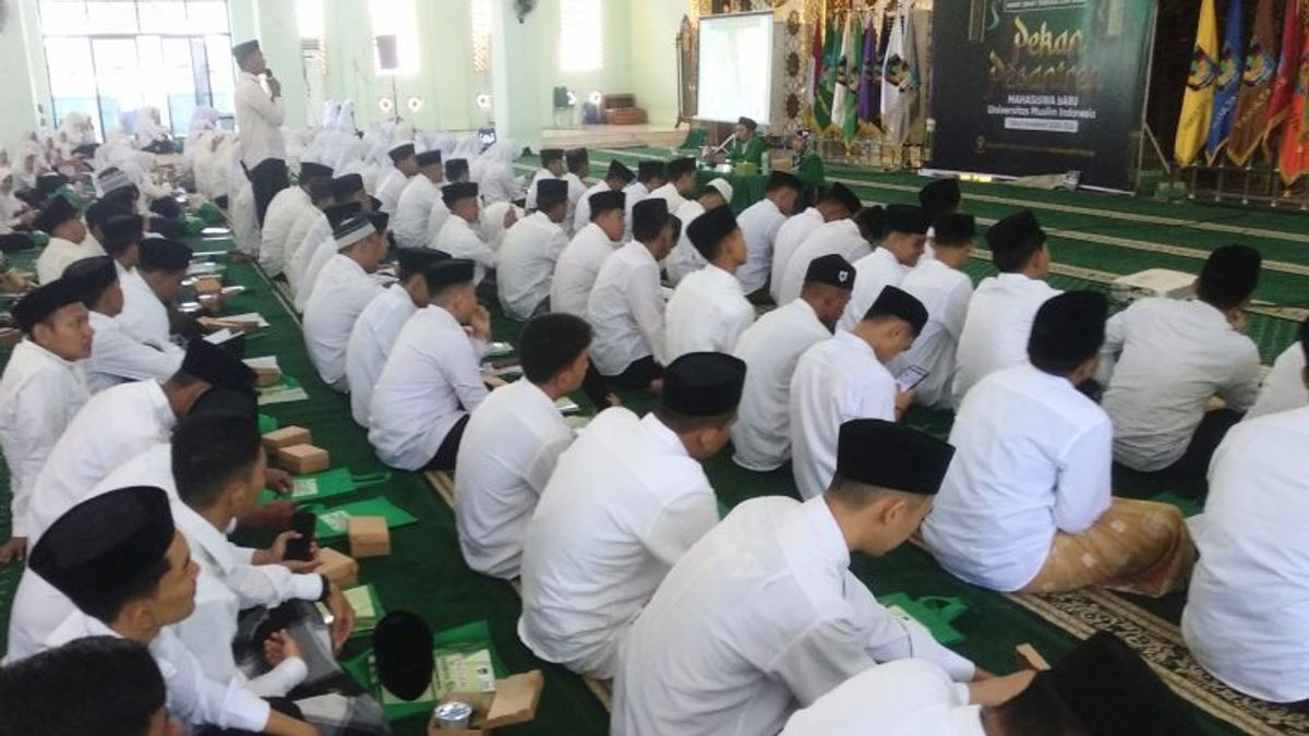 UMI "Reset" Moral dan Akhlak Ribuan Maba Lewat Pekan Pesantren