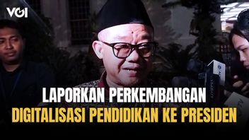 阿卜杜勒·穆蒂(Abdul Mu'ti)向总统报告了教育数字化的发展情况