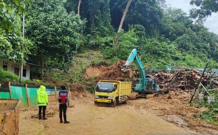 16 Orang Korban Banjir Bandang-Longsor Pesisir Selatan Ditemukan Meninggal