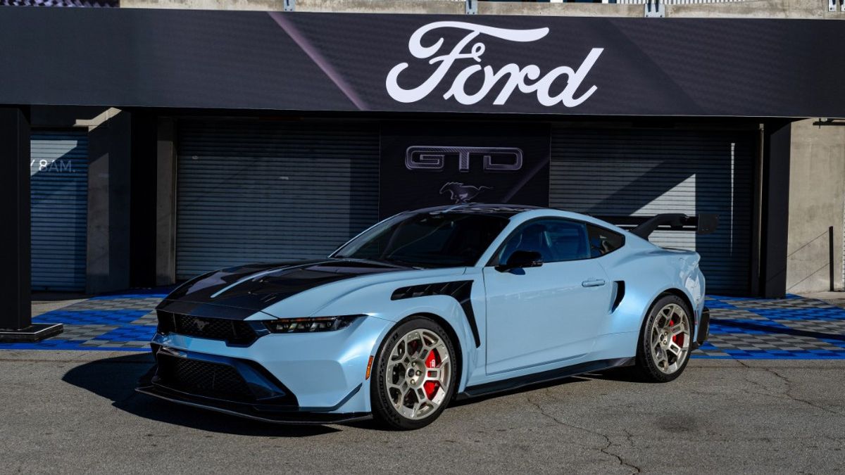 Ford Goda Pencinta Muscle Car, Siapkan Mustang dengan Teknologi Hybrid?