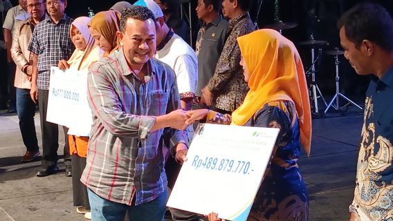 Peringati Bulan K3, BPJS Ketenagakerjaan bersama Pemprov DKI Serahkan Santunan Ratusan Juta Rupiah