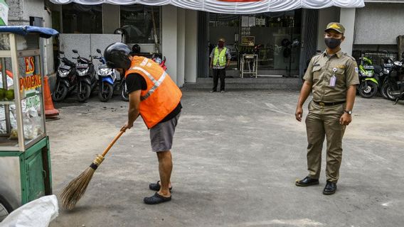 Bandel Tidak Pakai Masker, Siap-Siap <i>Nyapu</i> Jalanan