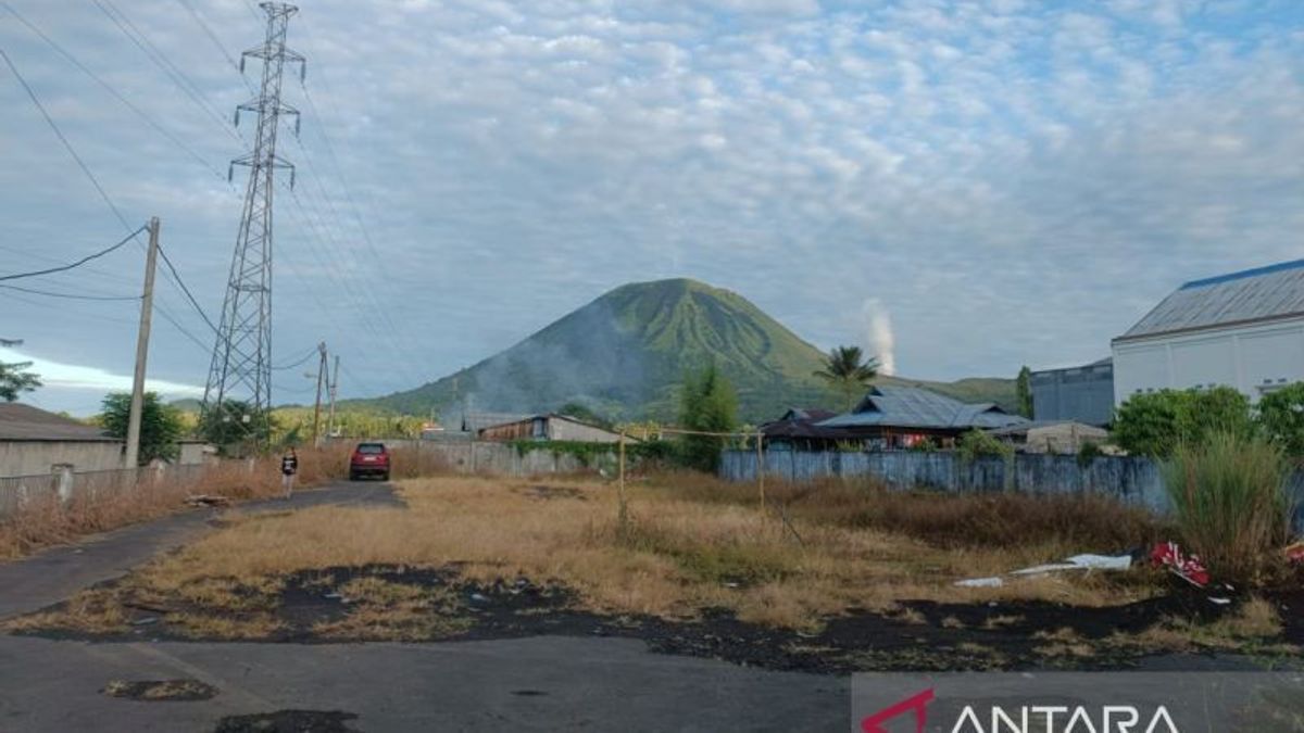 Gempa Vulkanik Gunung Lokon di Tomohon Meningkat