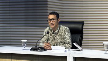 وقد حصل الحزب الشيوعي الكوري على سجل تدفق الأموال خلال تفتيش مكتب وكلاء TKA فيما يتعلق بقضية الابتزاز في وزارة القوى العاملة
