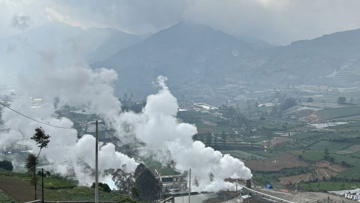 地質庁は、インドネシアには362の潜在的な地熱場所があると述べた。