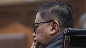 Dua Kali Hasto Terisak saat Kutip Bung Karno dan Peristiwa Penyerangan 27 Juli