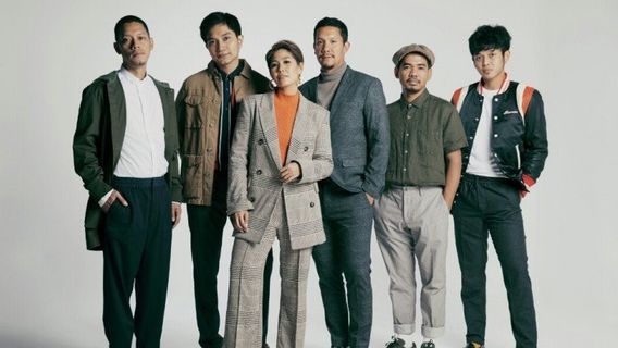 Maliq & D'Essentials Ajak Masyarakat Bergerak dalam Kebermanfaatan Lewat <i>Langkah Baikmu Berarti</i>