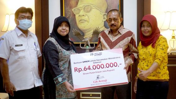 Deputy Mayor Of Surabaya Gives IDR 64 Million Stimulus For MSME Wonokromo