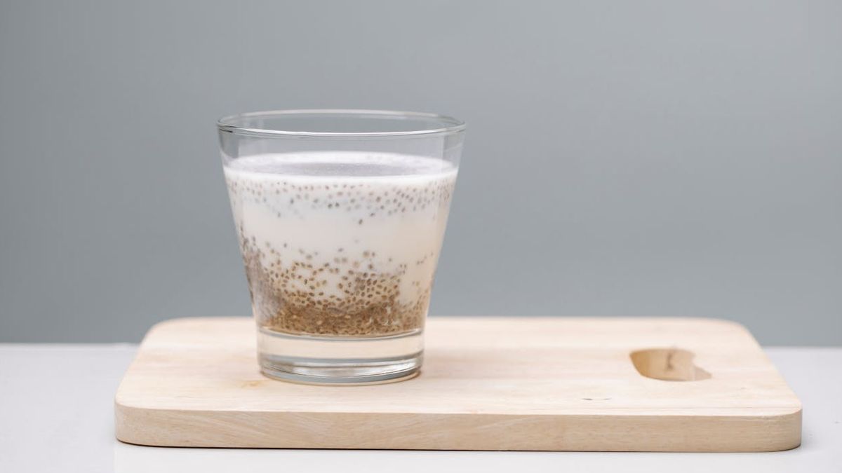  Manfaat Minum Air Chia Seed Sebelum Tidur di Malam Hari