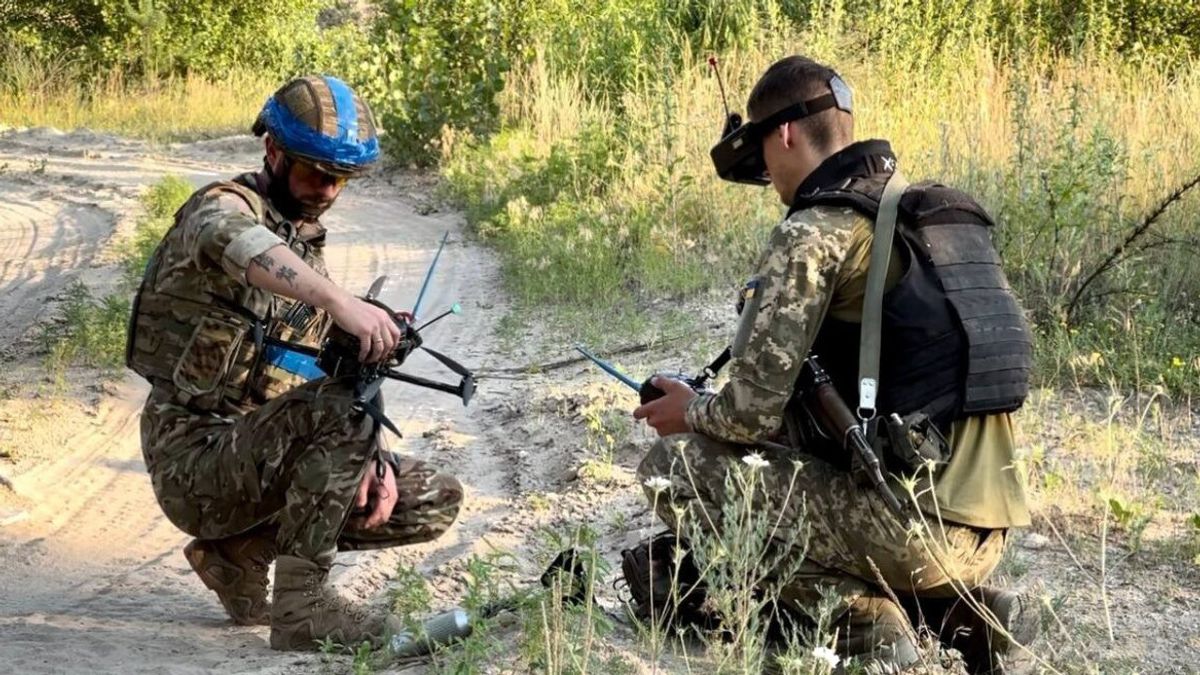 L’Ukraine lance sa plus grande attaque de drones contre Moscou