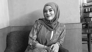 Pesona Azra Boysak, Perempuan Berhijab Asal Turki yang Populer Usai Bertemu Fiki Naki