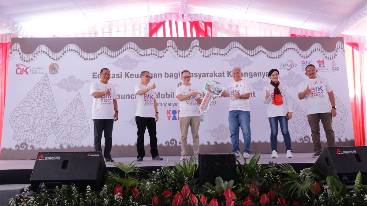 Strengthen Financial Inclusion, OJK Orders Simolecular Literacy Cars In Karanganyar