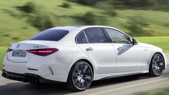 Inilah Harga Resmi Mercedes AMG C43