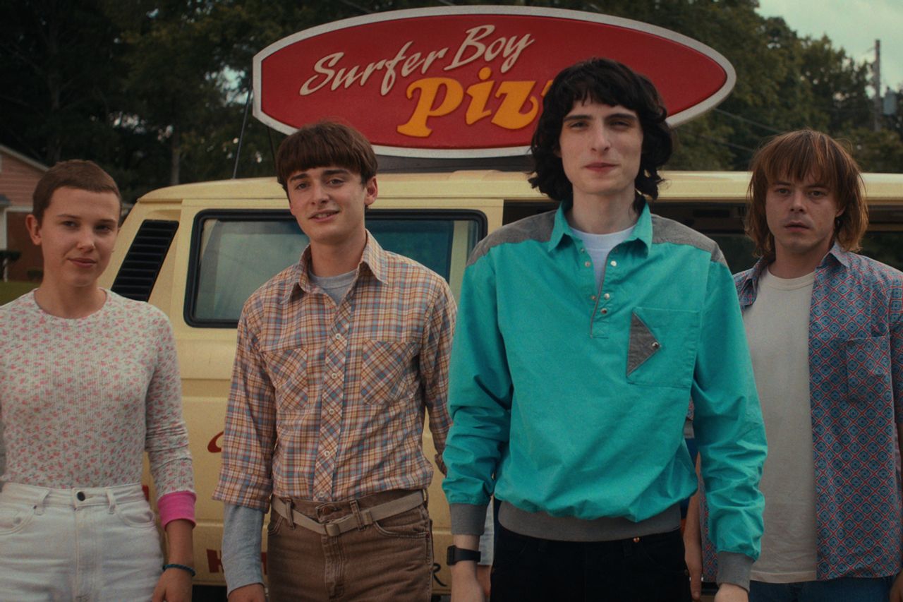 ダファーブラザーズシアプカンスピンオフダンムジーカルストレンジャーシングス