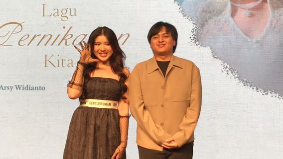 Percaya Intuisi Jadi Cara Arsy Widianto Tentukan Teman Duet