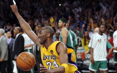 Setahun Kematian Kobe Bryant:  LeBron James Kenang Sang Legenda