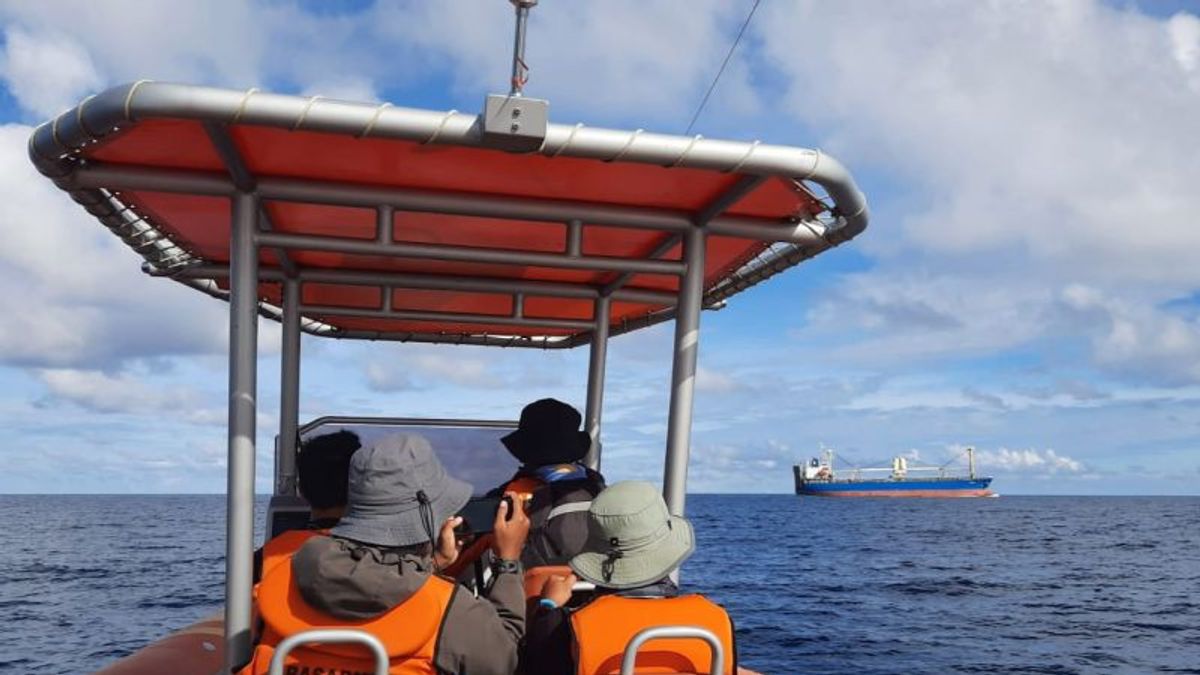 Sleeping On Different Islands To Day, Fishermen In Riau Islands Are Missing After Parmit Search For Feed