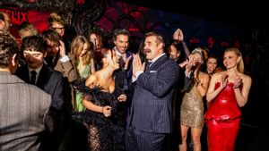 Bantah Berseteru, Millie Bobby Brown dan David Harbour Buktikan Akrab