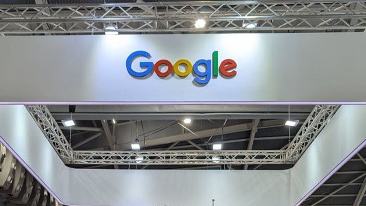 Google! chat robot devient un terrain d'annonces!
