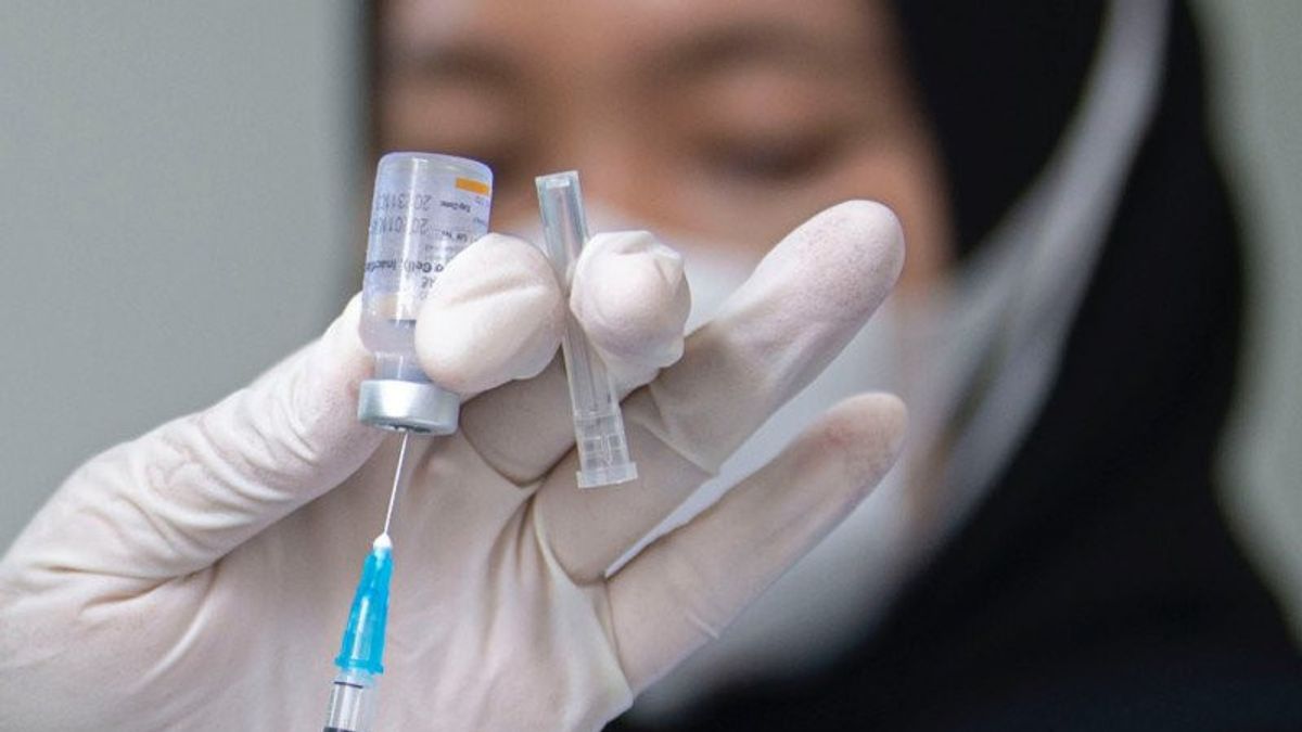 Ganjar Ingin Target Jokowi soal Vaksinasi Tercapai, Tapi Penambahan Vaksin untuk Jateng Tolong Diperhatikan