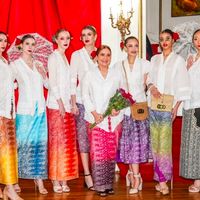 Kebaya Noni Memukau Dunia, Tampil di New York Indonesia Fashion Week, Toronto, hingga Houston
