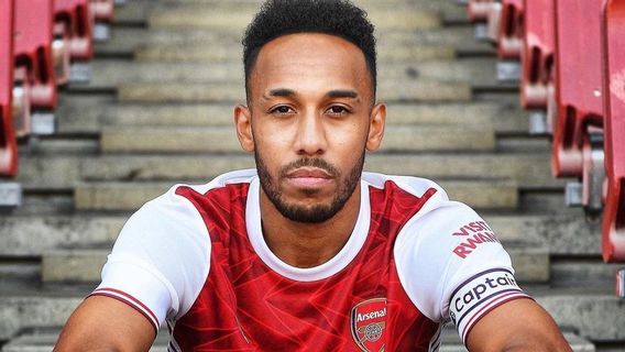 La Violation Des Règles De Discipline Est La Raison De La Destitution Du Poste Du Capitaine Aubameyang