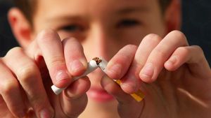Puasa Jadi Bukti Bisa Tanpa Rokok, Ini Pesan Dokter Paru