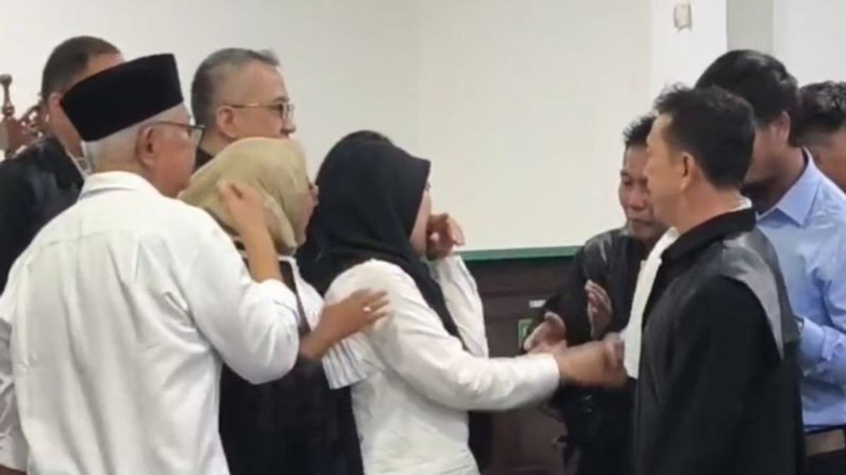 Hakim Vonis Bebas Empat Terdakwa Korupsi Tol Bengkulu