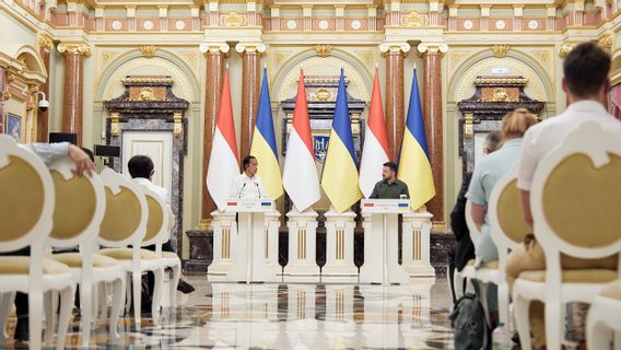 The Importance Of The Principle Of Sovereignty And Regional Integrity In Front Of Zelensky, President Jokowi: I Will Convey The Desire For Peace To Putin