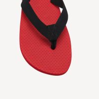 The Row Luncurkan Sandal Jepit Seharga Rp11,5 Juta, Bikin Heboh Warganet