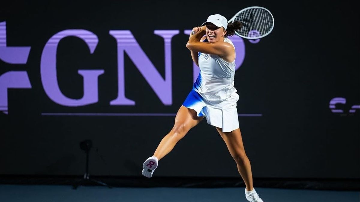 Iga Swiatek Wins WTA Finals And Returns To No. 1 World