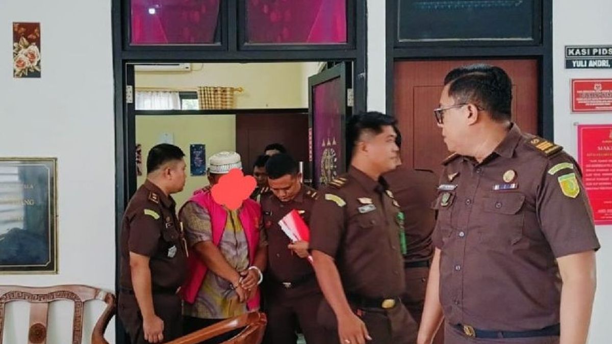 2 suspects de corruption du programme Kemendikbudristek SMKPP Padang Arrêtés, l’un des premiers Wakepsek