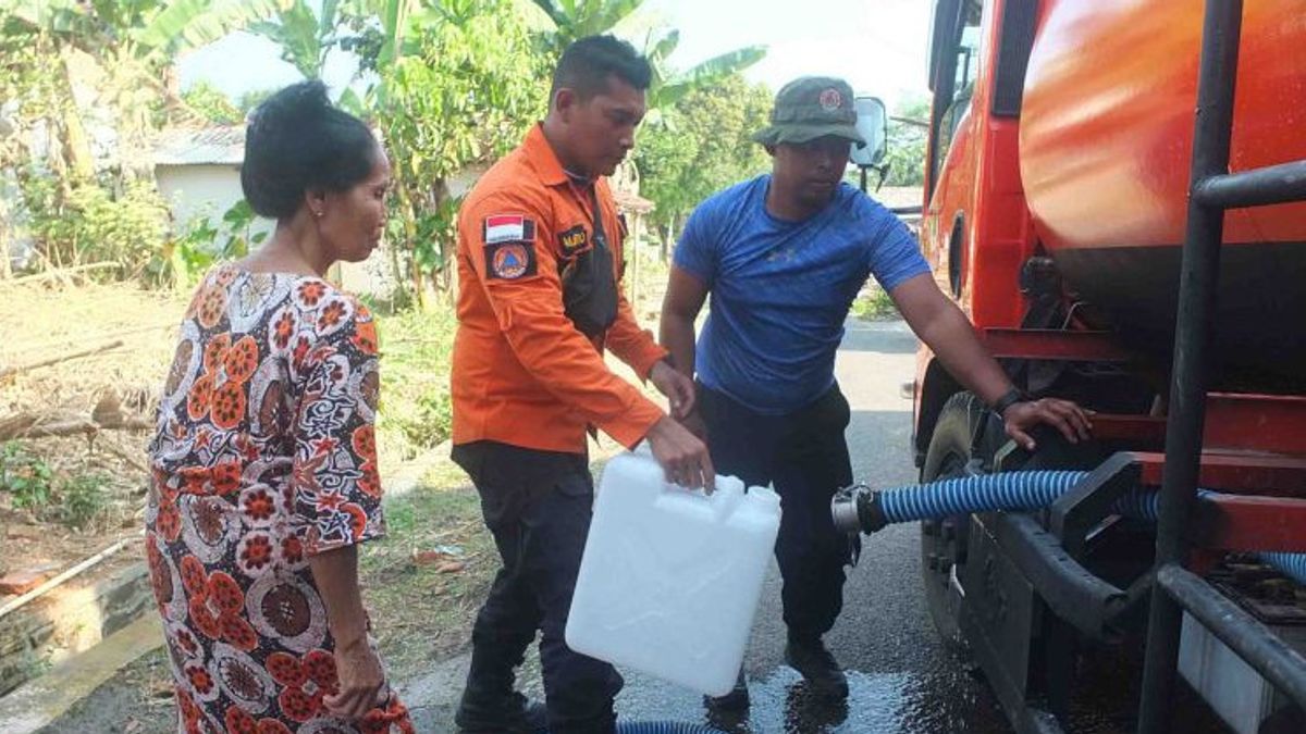 Water Crisis Due To Drought, Jember Regency Government Builds 10 Drilling Wells