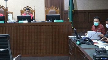 反驳证人陈述，Azis Syamsuddin要求KPK开设CCTV Dpr办公室