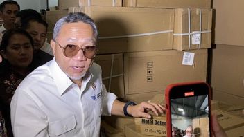Trade Minister Zulhas Says Illegal Imported Goods Storage Warehouse Can Be Tens Per Province