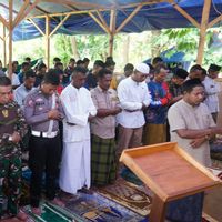 Dompet Dhuafa Hadirkan Musala Darurat di Lokasi Pengungsi Gunung Lewotobi Laki-laki