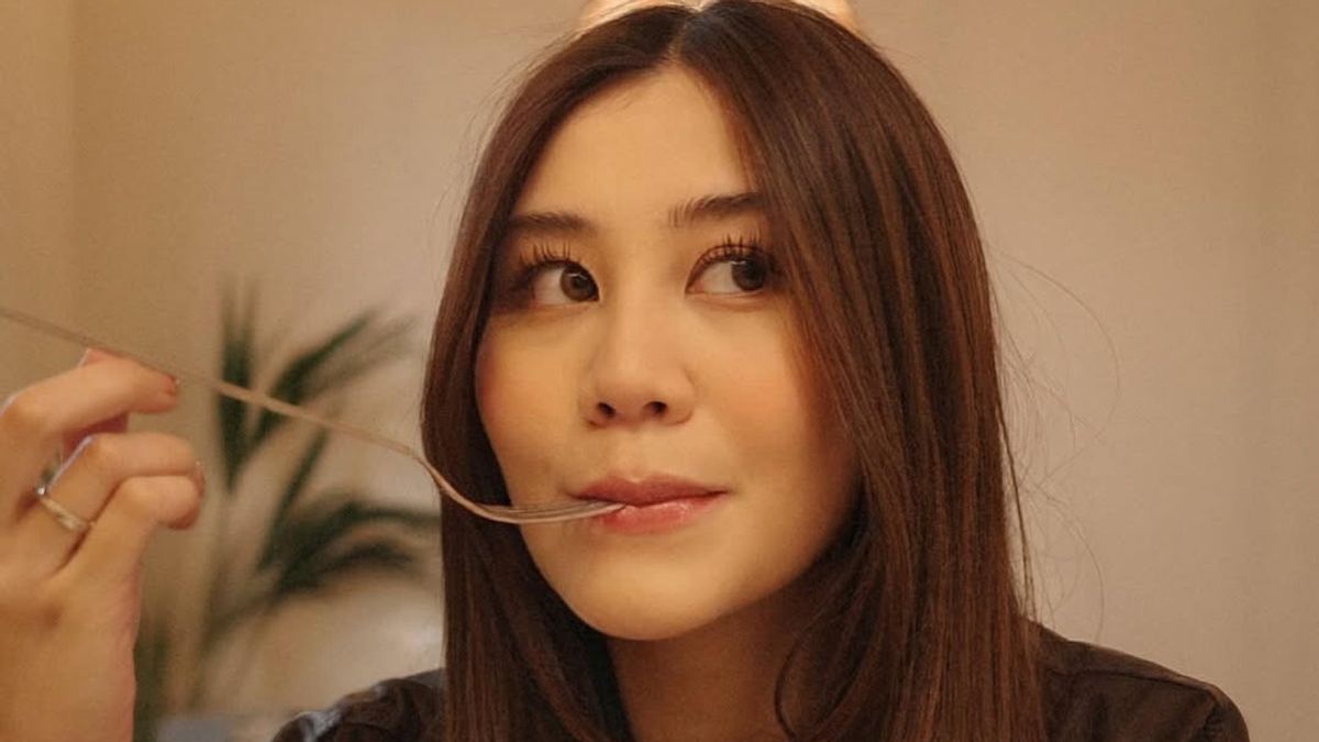 Cantiknya Aaliyah Massaid pada Momen <i>Babymoon</i> dalam 7 Potret